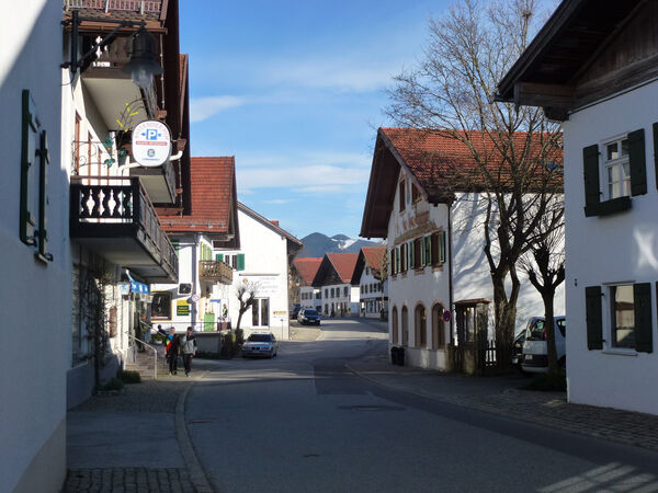 Dorfstrasse in Bad Bayersoien