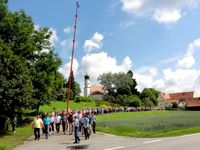 Die Pfingstkerzenwallfahrt führt von Holzkirchen nach Bogen