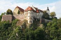 Schloss und Burg Hellenstein