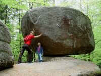 Imposantes Naturdenkmal Wackelstein im Ilztal und Dreiburgenland