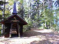 Auf dem GEHdankenweg in Schönberg befindet sich die Christophorus-Kapelle