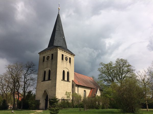 Kirche Alt Madlitz, Foto: Sandra Ziesig