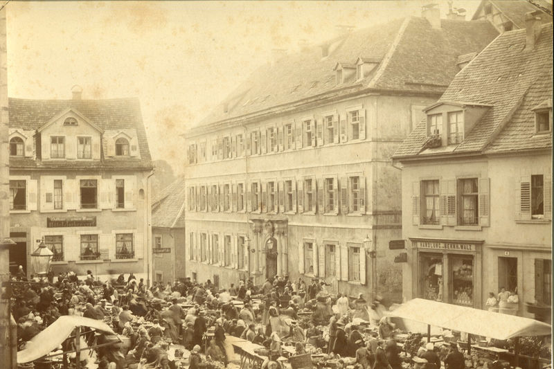 Rathaus Baden-Baden – Ehemaliges Jesuitenkolleg