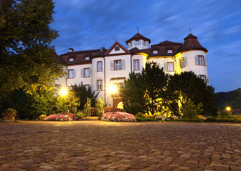 Schloss Neuweier Baden-Badener Rebland