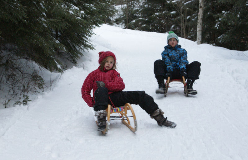 Winterspaß auf der Naturrodelbahn Brennes-Mooshütte im Bayerischen Wald