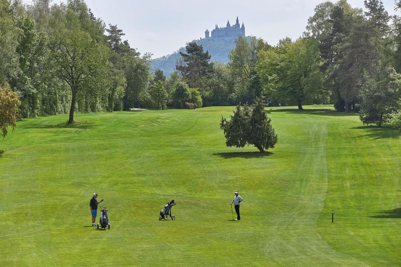 Bahn 1 des Golfplatz Hechingen