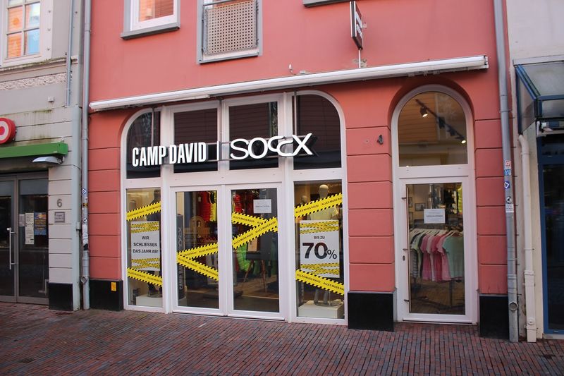 Geschäft Camp David / Soccx von außen