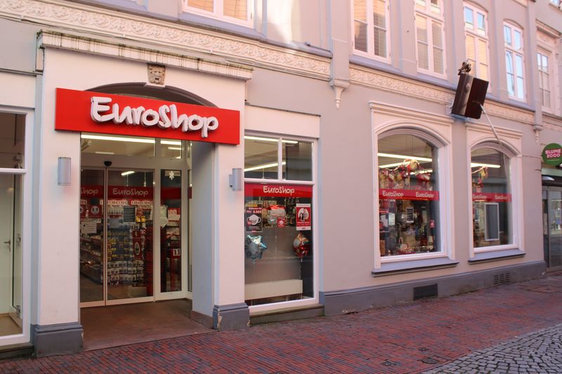 Außenansicht des EuroShops in der Krämerstraße