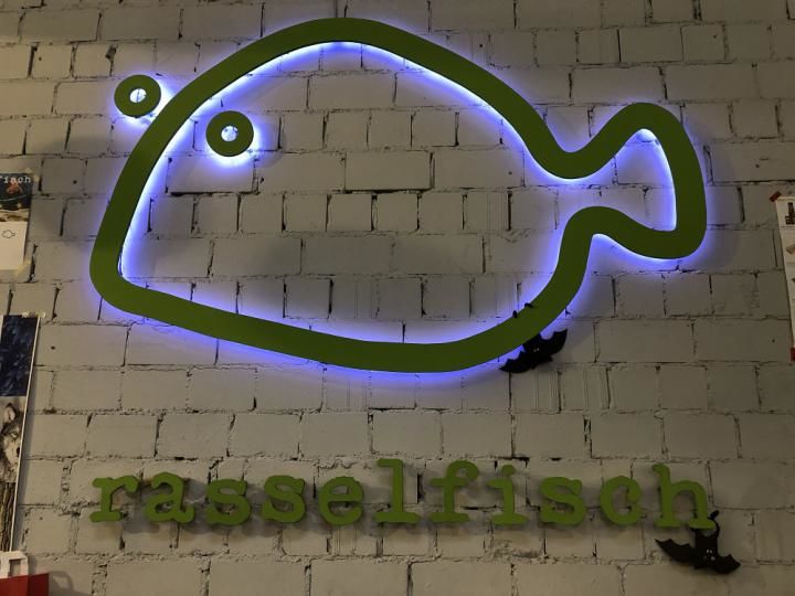 Rasselfisch - Logo