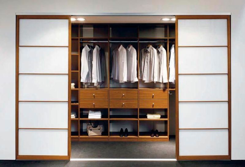 Schrankladen - Gleittürenschrank