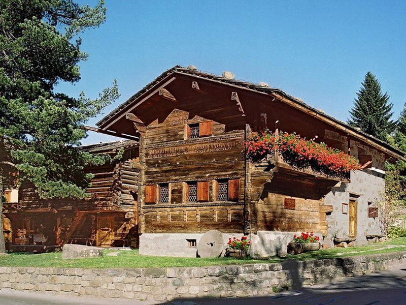 Nutli Hüschi von aussen