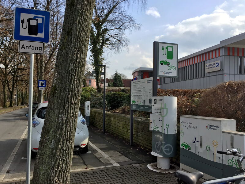 Stromtankstelle für EBikes Menden, Obere Promenade 3