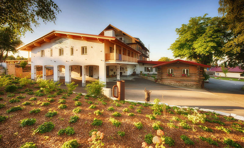 1. Bier- und Wohlfühlhotel Gut Riedelsbach***S in Neureichenau