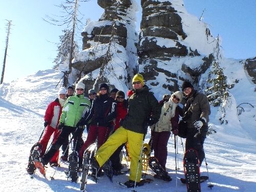 Schneeschuhwandergruppe in den Hochlagen des Dreisessel