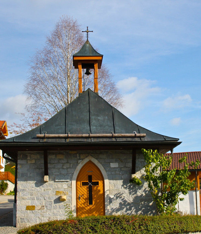 Blick auf die Kapelle SANKT KONRAD in Altschönau bei Neuschönau