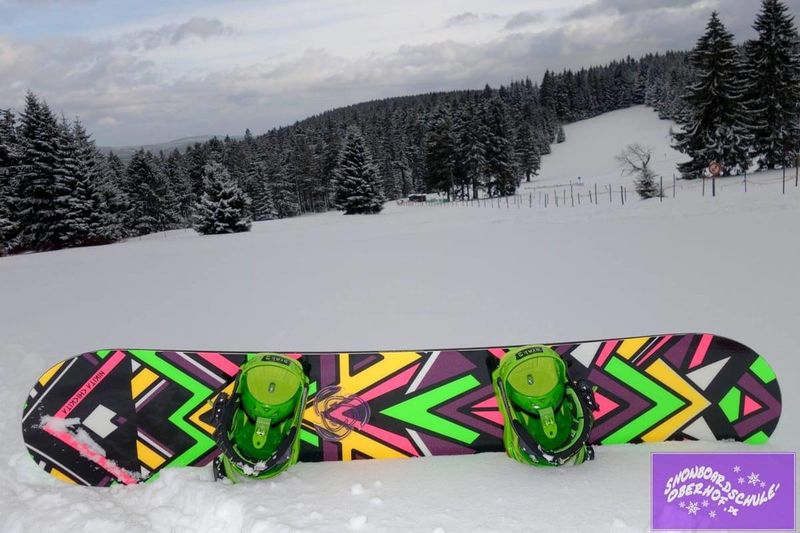 Snowboard an der alten Golfwiese