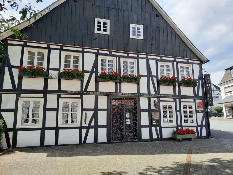 Adler Apotheke