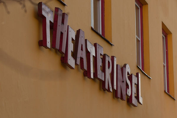 Theaterinsel Rosenheim Außenansicht.