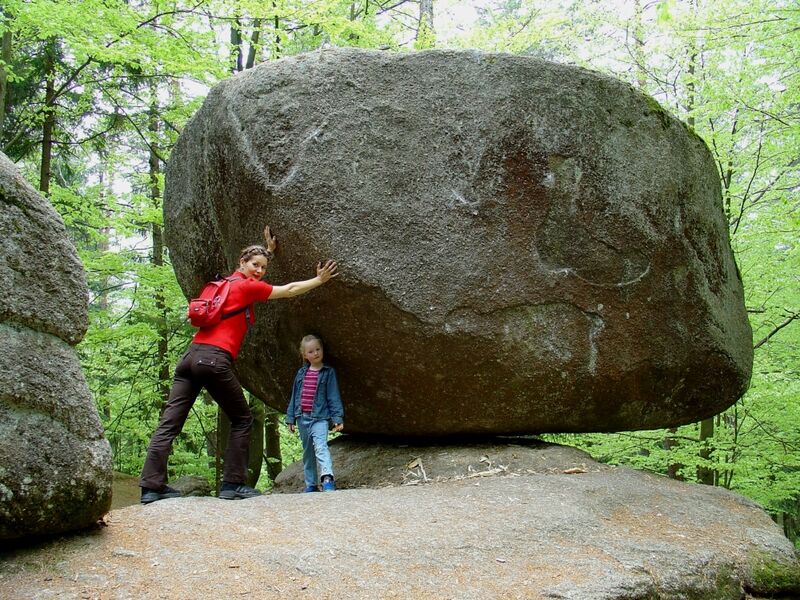 Imposantes Naturdenkmal Wackelstein im Ilztal und Dreiburgenland
