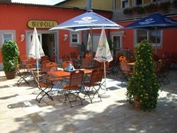 Biergarten im Landgasthof Weitzer