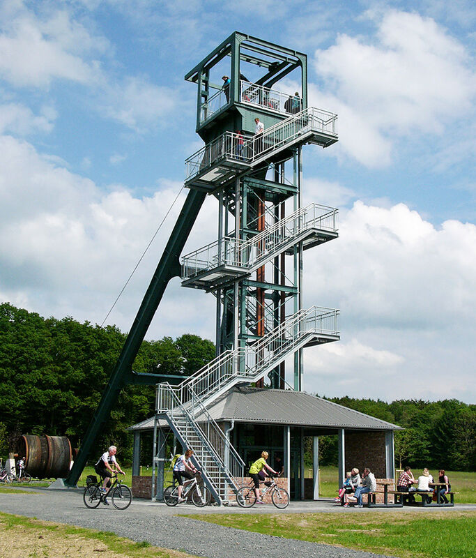 Barbaraturm auf der Steineberger Höhe (Foto: Joachim Weger)