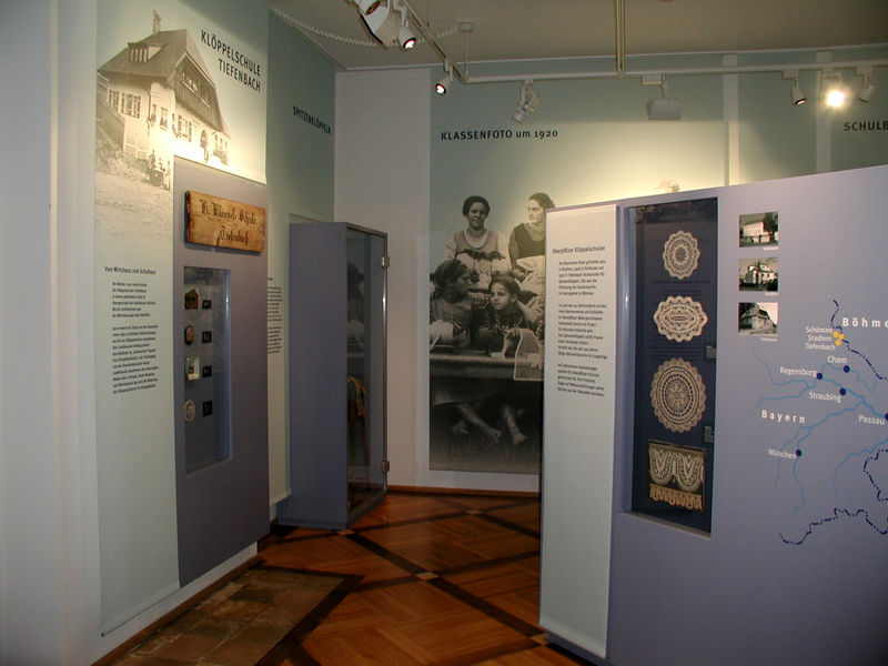 Museum ehemalige Klöppelschule in Tiefenbach im Naturpark Oberer Bayerischer Wald