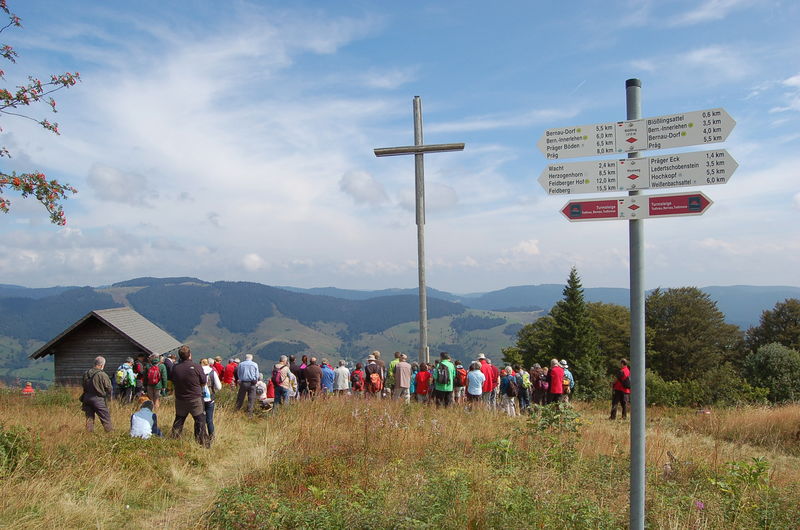 Wandergruppe auf dem Blößling