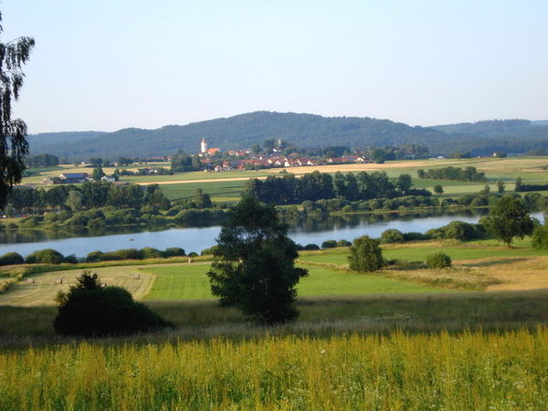 Der Erholungsort Treffelstein liegt ideal im Naturpark Oberer Bayerischer Wald.