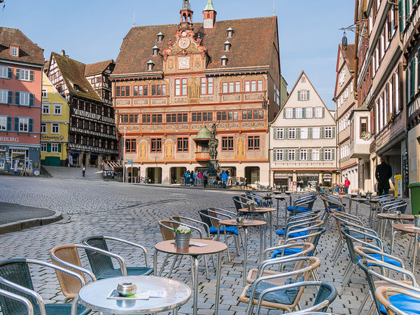 Er sucht sie tubingen