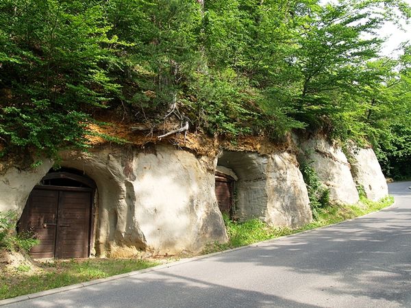 Historische Felsenkeller in Unteruhldingen