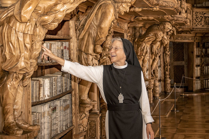 ZisterzienserinnenAbtei mit Bibliotheksaal Tourismusverband