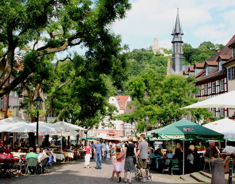 Marktplatz Weinheim Urlaubsland BadenWürttemberg