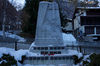 Das Bergführerdenkmal ist den Zermatter Bergführern gewidmet, die in Ausübung ihres Berufes zu Tode gekommen sind.
